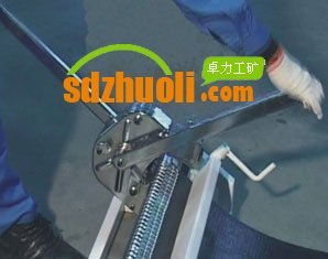 J1400系列訂扣機(jī)